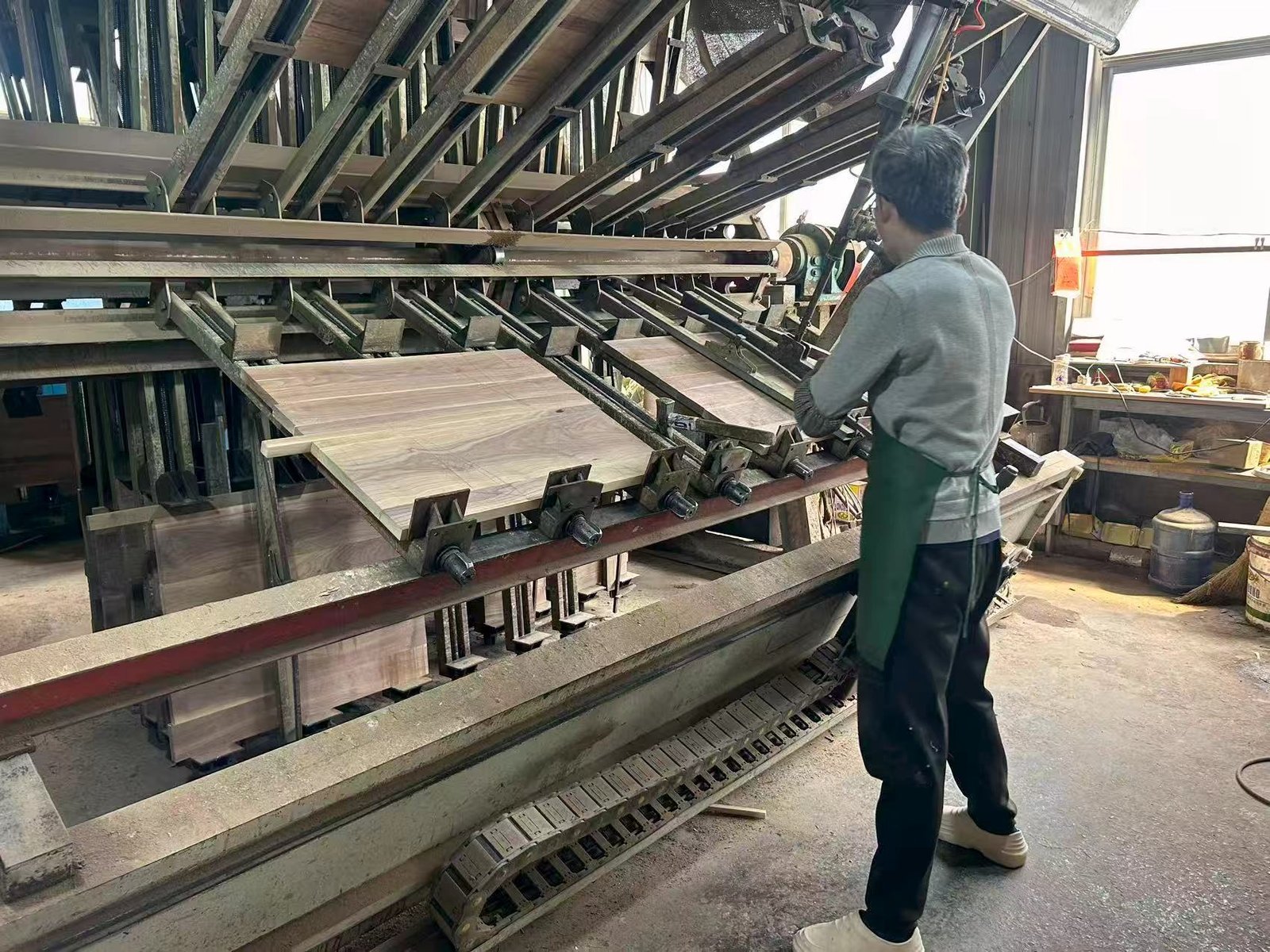 Solid wood manufacturing process
